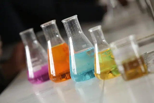 Isopropanol for industry - commercial quality Isopropanol for industry - commercial quality